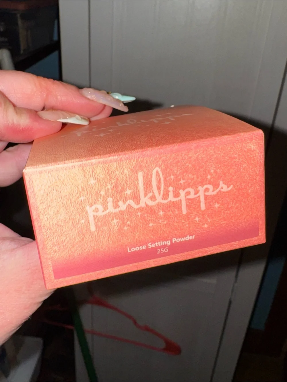 Loose setting powder